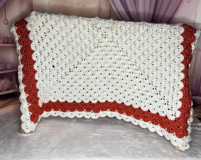 White/Cognac baby blanket