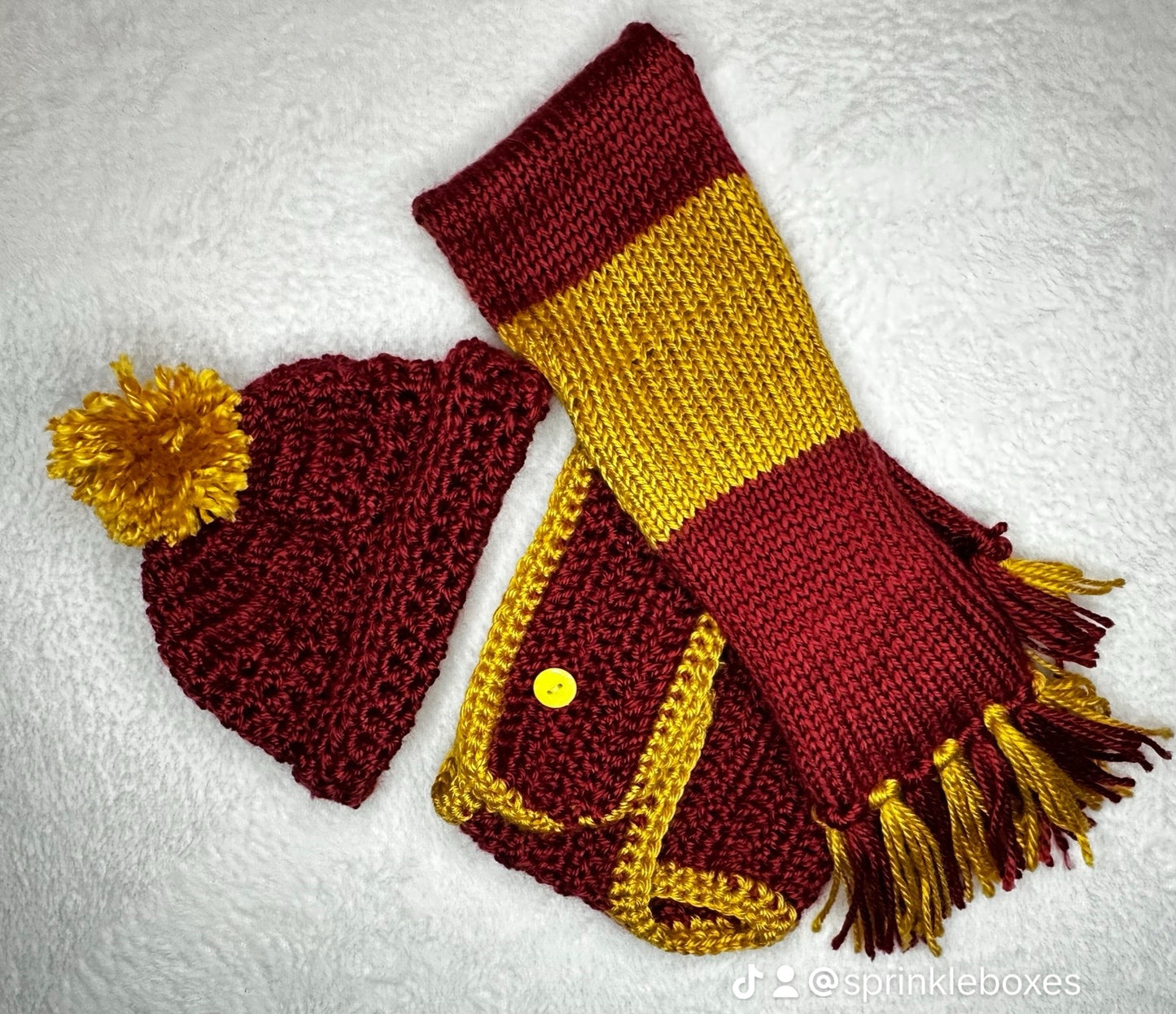 Harry Potter themed diaper cover, hat and scarf